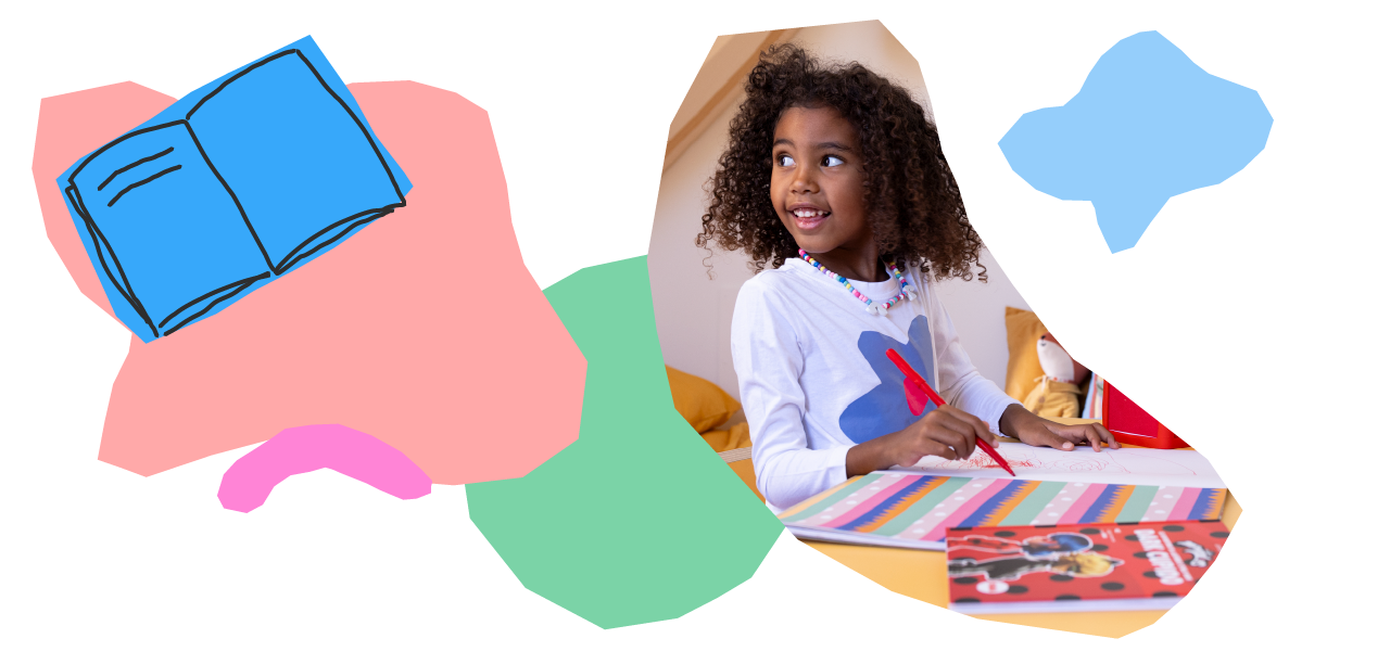 bambina che disegna